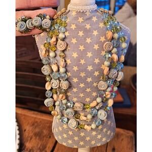 VTG Vendome 3 Strand Art Glass Rolled Rose Glass, Crystal Necklace & Earring Set